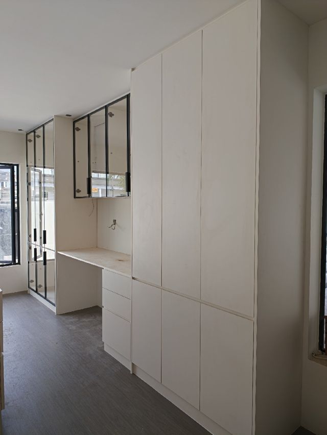 Display & storage run — real Chapter One Reno project photo, Kuching